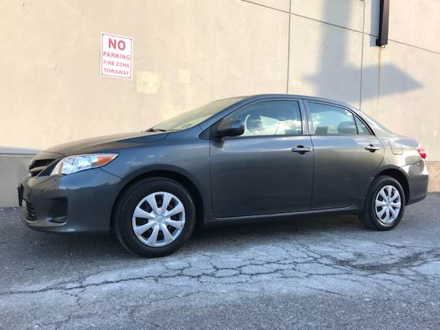 2013 Toyota Corolla for sale at International Auto Sales in Hasbrouck Heights NJ