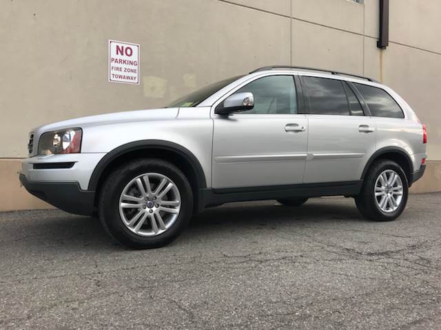 2009 Volvo XC90 for sale at International Auto Sales in Hasbrouck Heights NJ