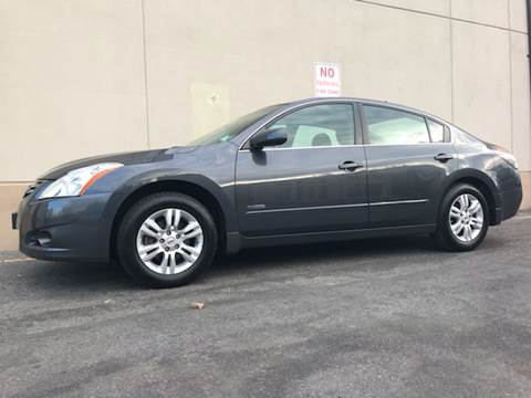 2010 Nissan Altima Hybrid for sale at International Auto Sales in Hasbrouck Heights NJ