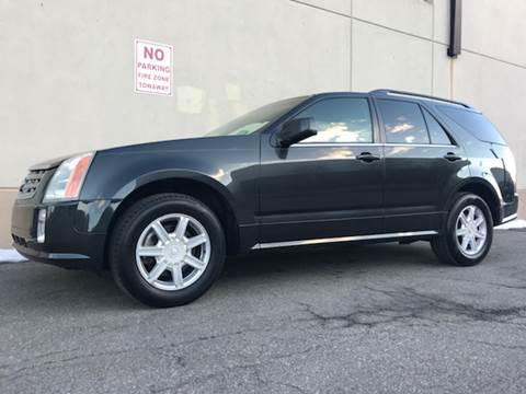 2005 Cadillac SRX for sale at International Auto Sales in Hasbrouck Heights NJ