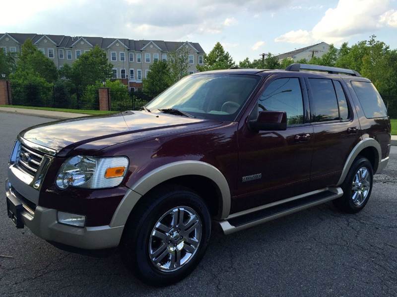2006 Ford Explorer for sale at International Auto Sales in Hasbrouck Heights NJ