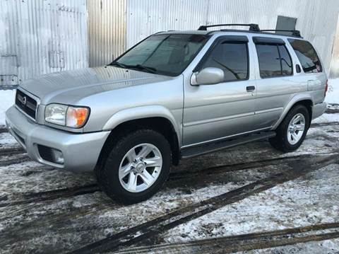2003 Nissan Pathfinder for sale at International Auto Sales in Hasbrouck Heights NJ
