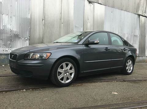 2007 Volvo S40 for sale at International Auto Sales in Hasbrouck Heights NJ
