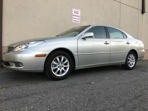 2004 Lexus ES 330 for sale at International Auto Sales in Hasbrouck Heights NJ