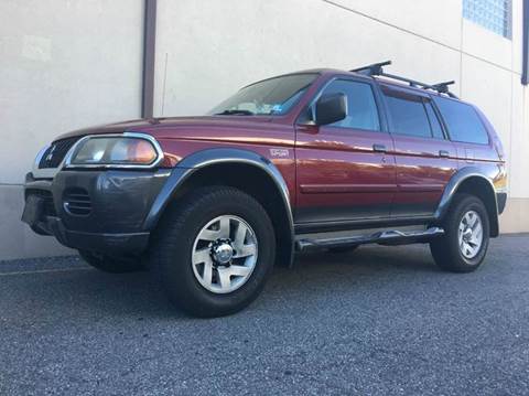 2003 Mitsubishi Montero Sport for sale at International Auto Sales in Hasbrouck Heights NJ