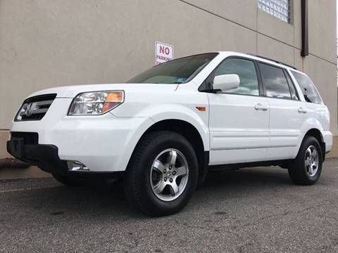 2006 Honda Pilot for sale at International Auto Sales in Hasbrouck Heights NJ