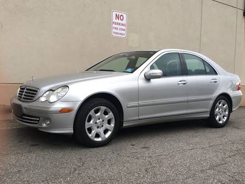 2005 Mercedes-Benz C-Class for sale at International Auto Sales in Hasbrouck Heights NJ