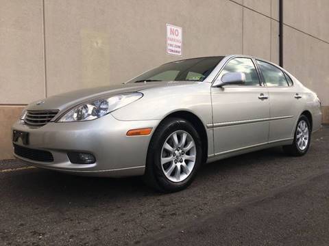 2004 Lexus ES 330 for sale at International Auto Sales in Hasbrouck Heights NJ