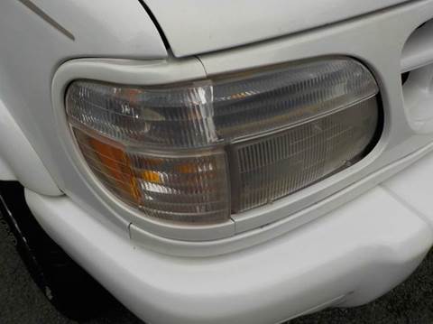 1999 Ford Explorer Limited