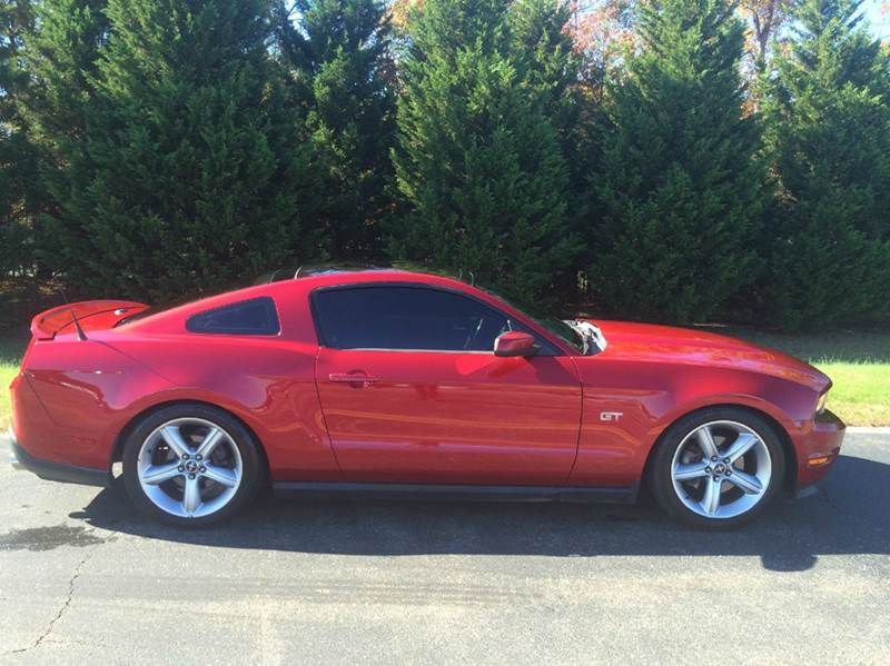 2010 Ford Mustang for sale at DLUX MOTORSPORTS in Ladson SC