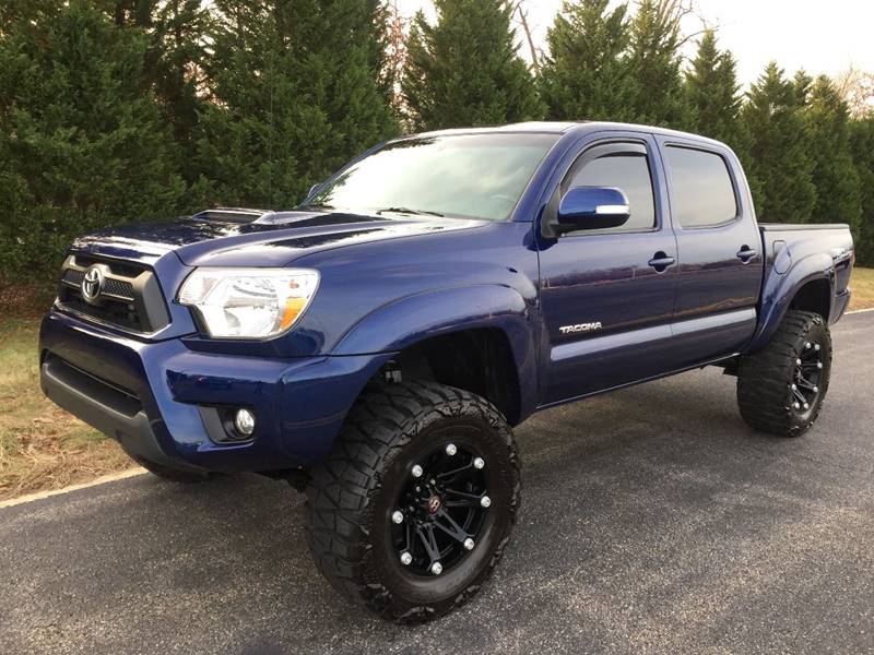 2015 Toyota Tacoma for sale at DLUX MOTORSPORTS in Ladson SC