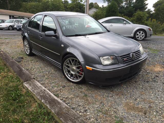 2005 Volkswagen Jetta for sale at Deals On Wheels LLC in Saylorsburg PA