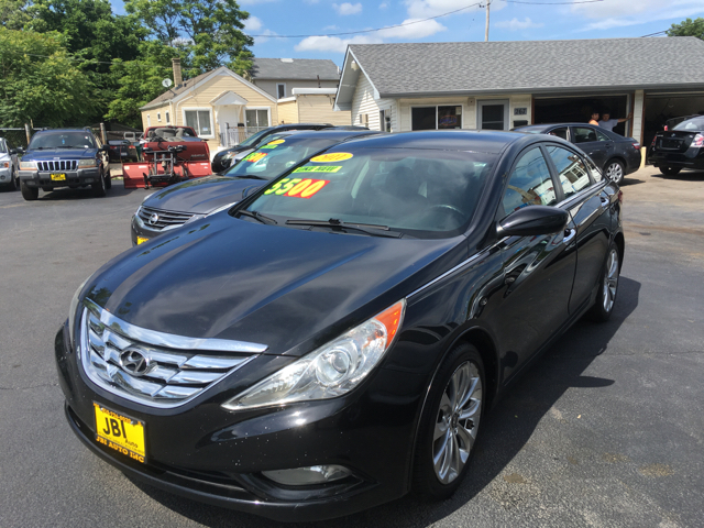 2011 Hyundai Sonata for sale at GIGANTE MOTORS INC in Joliet IL