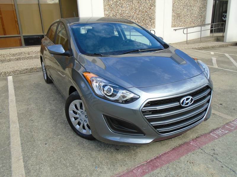 2017 Hyundai Elantra GT for sale at Avenue Auto Group in Dallas TX
