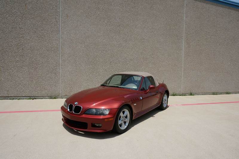 2000 BMW Z3 for sale at TopGear Motorcars in Grand Prairie TX