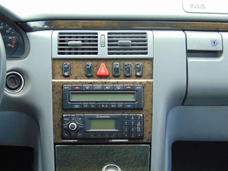 2002 Mercedes-Benz E-Class E 320 4MATIC