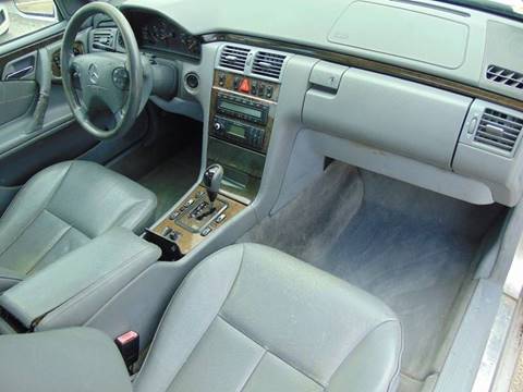 2002 Mercedes-Benz E-Class E 320 4MATIC