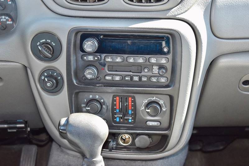 2004 Chevrolet TrailBlazer EXT LT