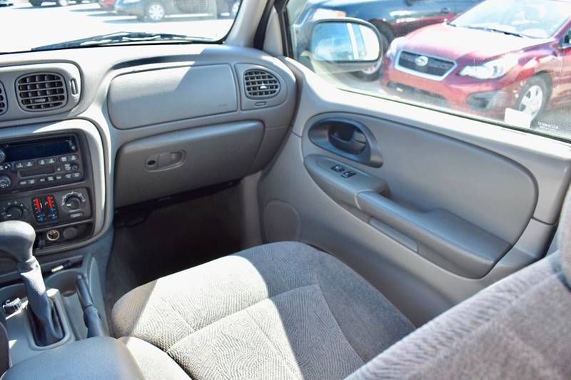 2004 Chevrolet TrailBlazer EXT LT