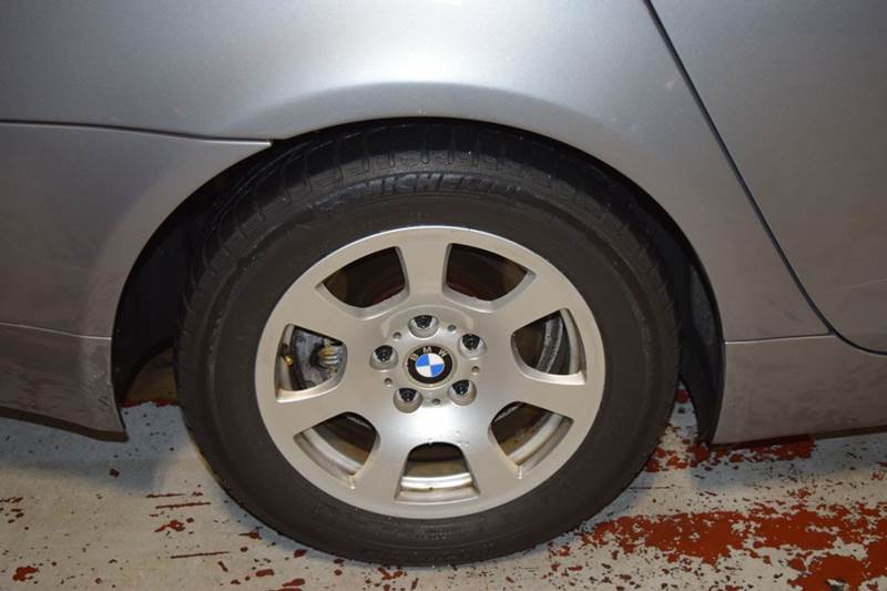 2004 BMW 5 Series 525i