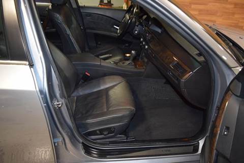 2004 BMW 5 Series 525i