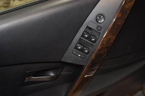 2004 BMW 5 Series 525i