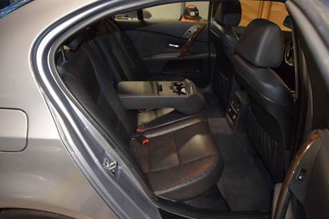 2004 BMW 5 Series 525i