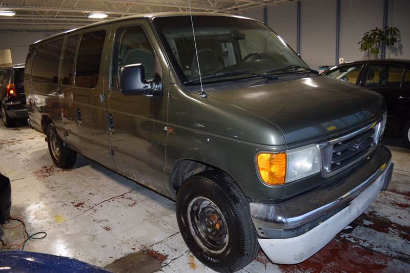 2003 Ford E-Series Wagon