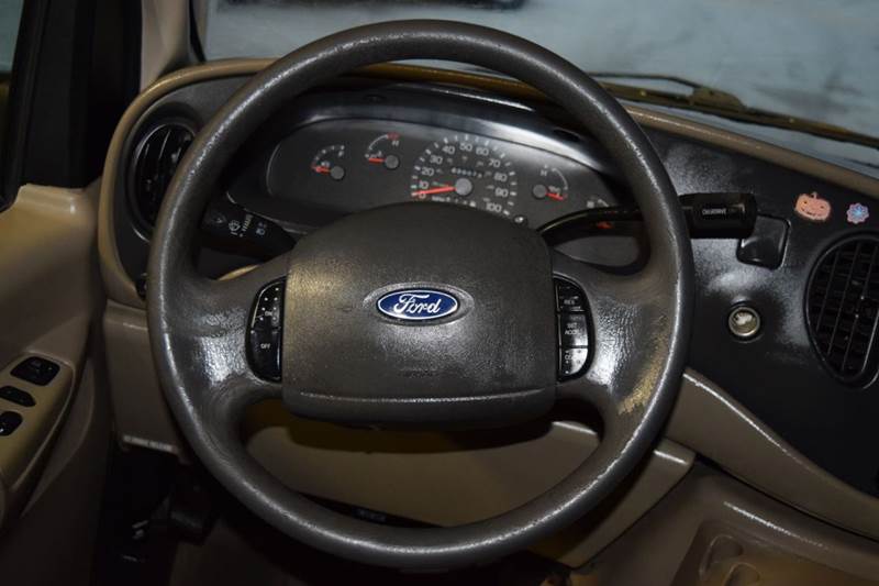 2003 Ford E-Series Wagon