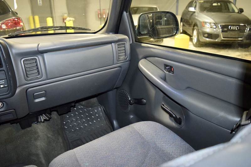 2003 Chevrolet Silverado 1500 LS