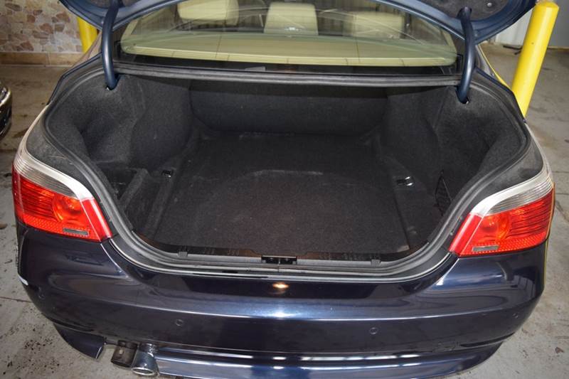 2005 BMW 5 Series 545i