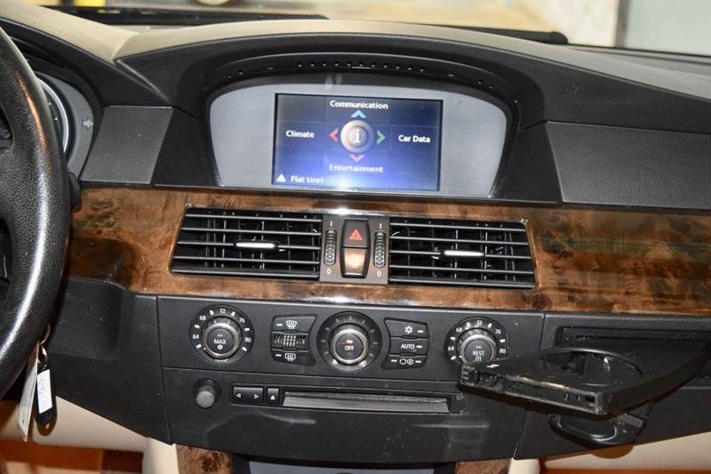 2005 BMW 5 Series 545i