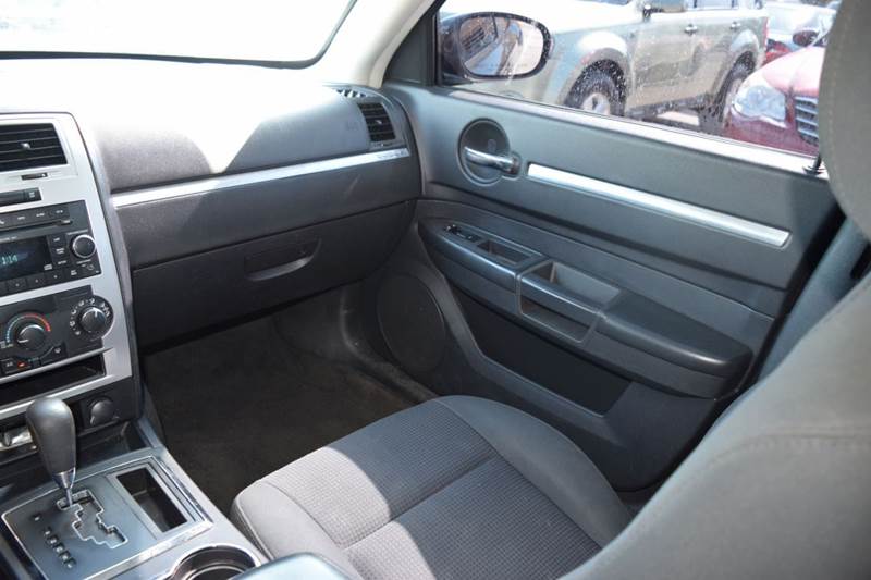 2010 Dodge Charger SXT