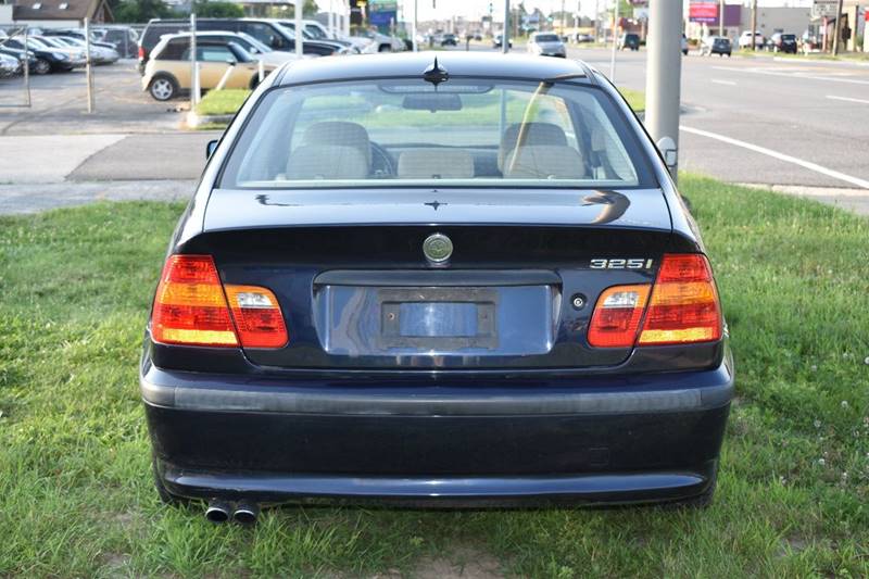 2005 BMW 3 Series 325i