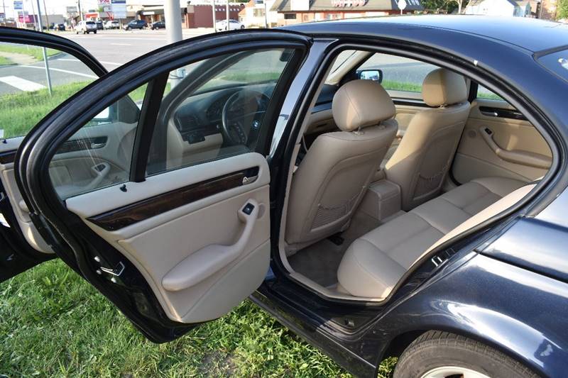 2005 BMW 3 Series 325i