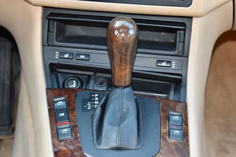 2005 BMW 3 Series 325i