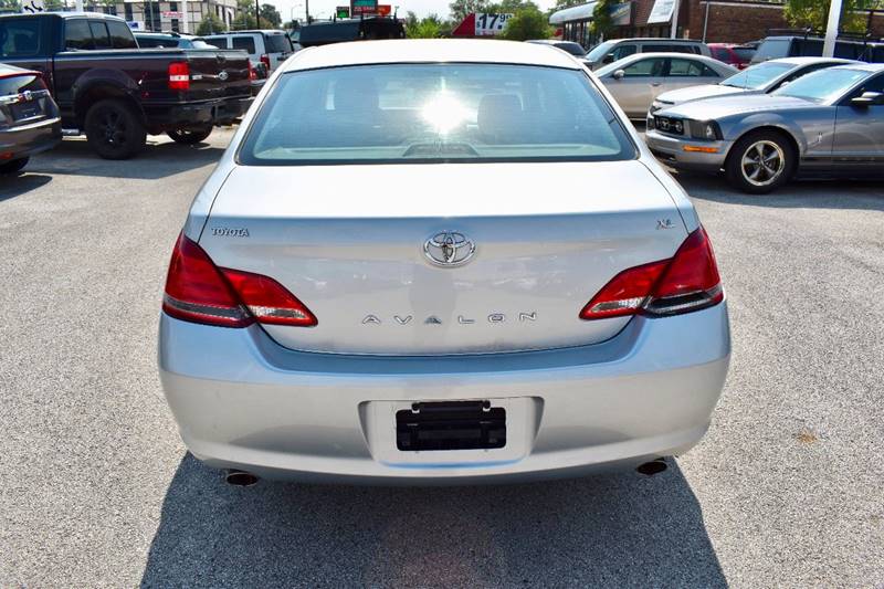 2007 Toyota Avalon XL