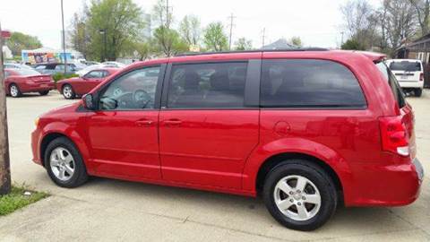 2013 Dodge Grand Caravan for sale at SPEEDY'S USED CARS INC. in Louisville IL