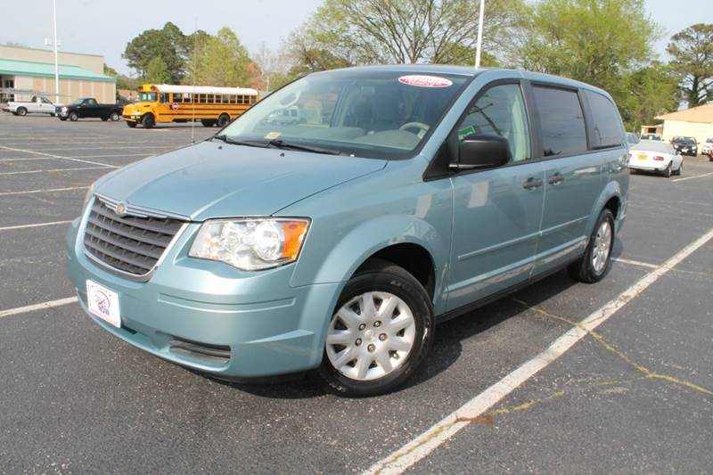 2008 Chrysler Town and Country for sale at Drive Now Auto Sales in Norfolk VA
