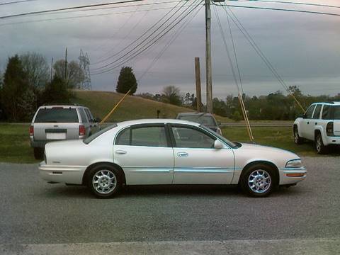 2000 Buick Park Avenue for sale at CAR-MART AUTO SALES in Maryville TN