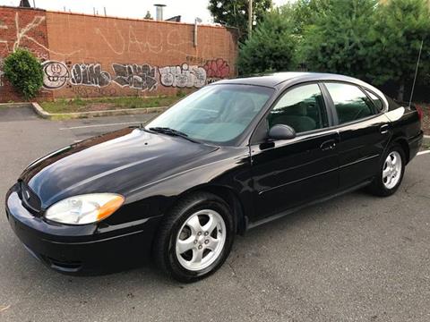 2006 Ford Taurus