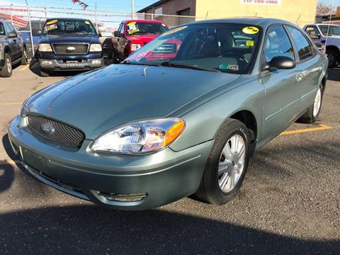2005 Ford Taurus SEL