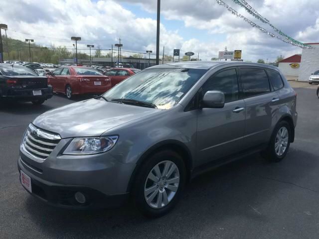 2008 Subaru Tribeca 5-Pass.