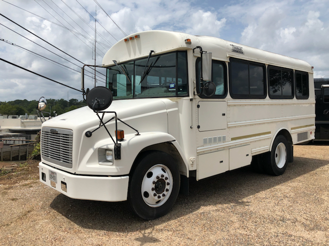 0 Freightliner Short Bus