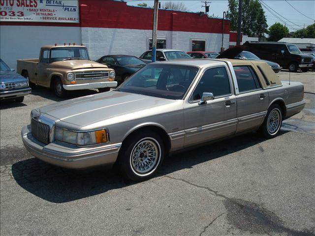 Lincoln Town car mk2