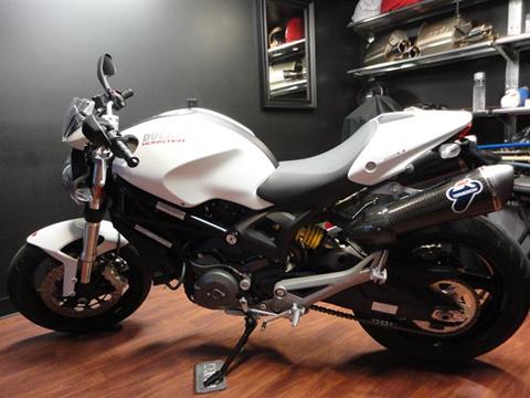 2013 Ducati 696