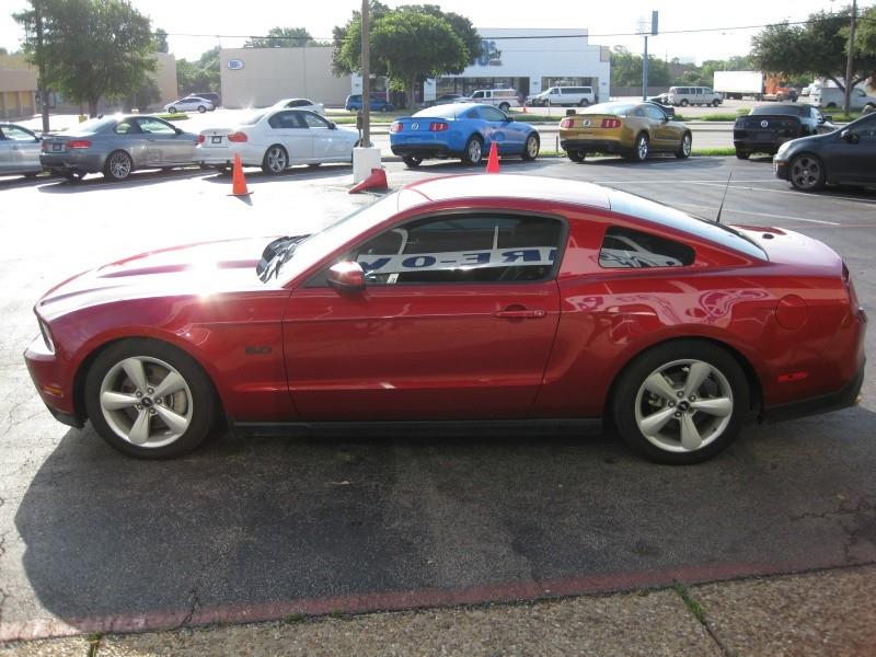 2011 Ford Mustang