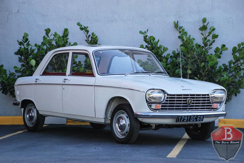 1968 Peugeot 204