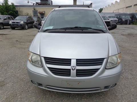 2005 Dodge Caravan